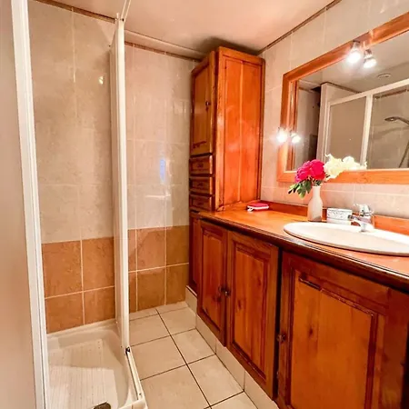 Manon - By Foot Terrace With Sea View