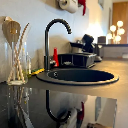 Manon - By Foot Terrace With Sea View * Pietrosella