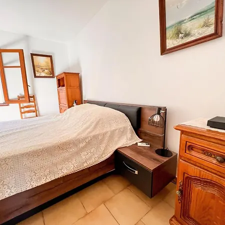 Manon - By Foot Terrace With Sea View * Pietrosella