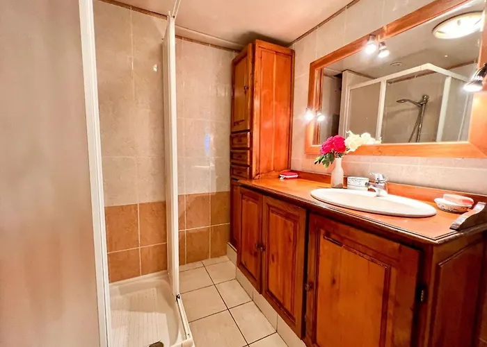 Manon - By Foot Terrace With Sea View